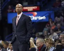 比利亚雷主场对决奥维耶多